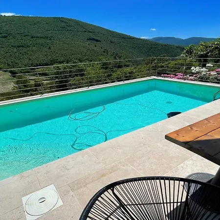 Italian House With Swimming Pool Onsite *