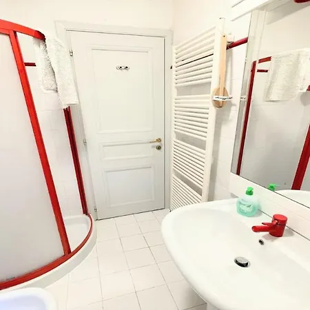 度假居 Italian House With Swimming Pool Onsite